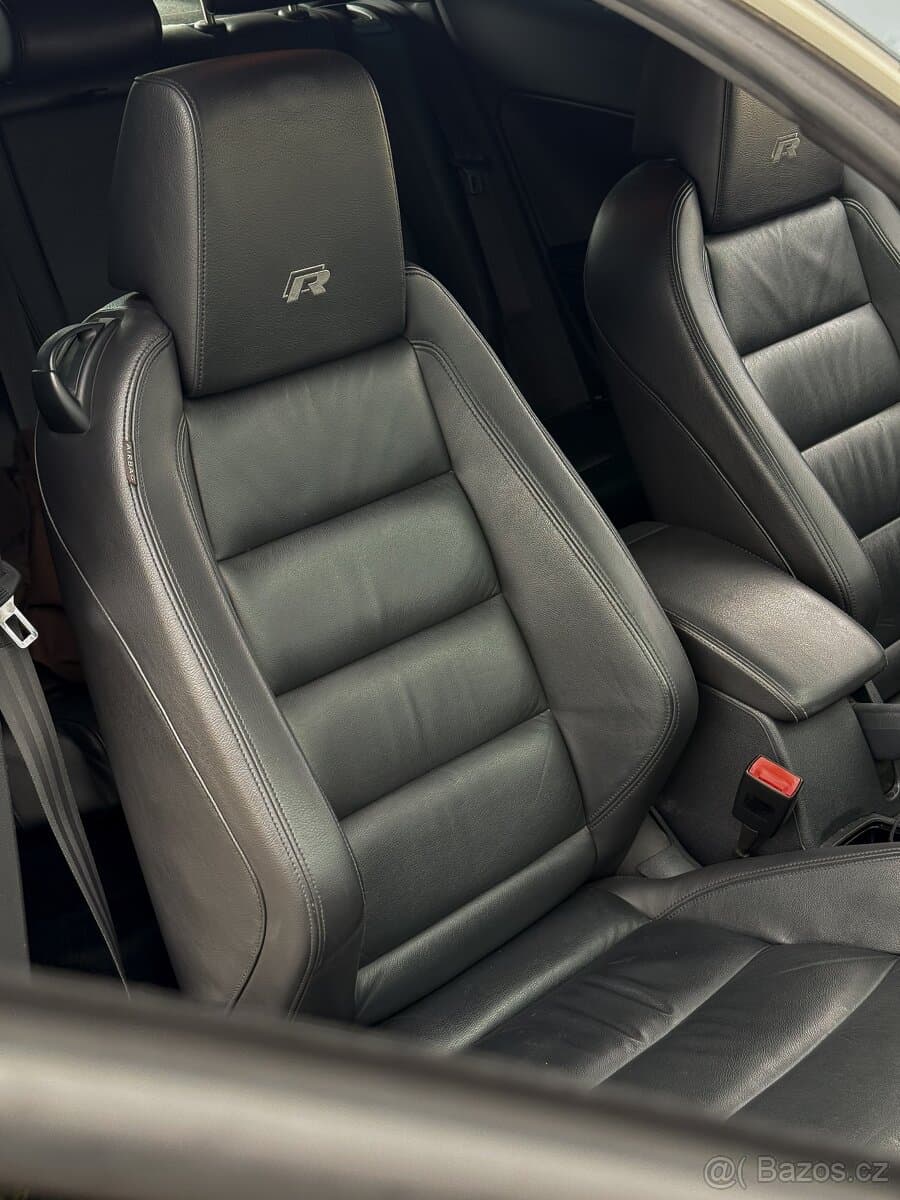 2012 Volkswagen GOLF - 8