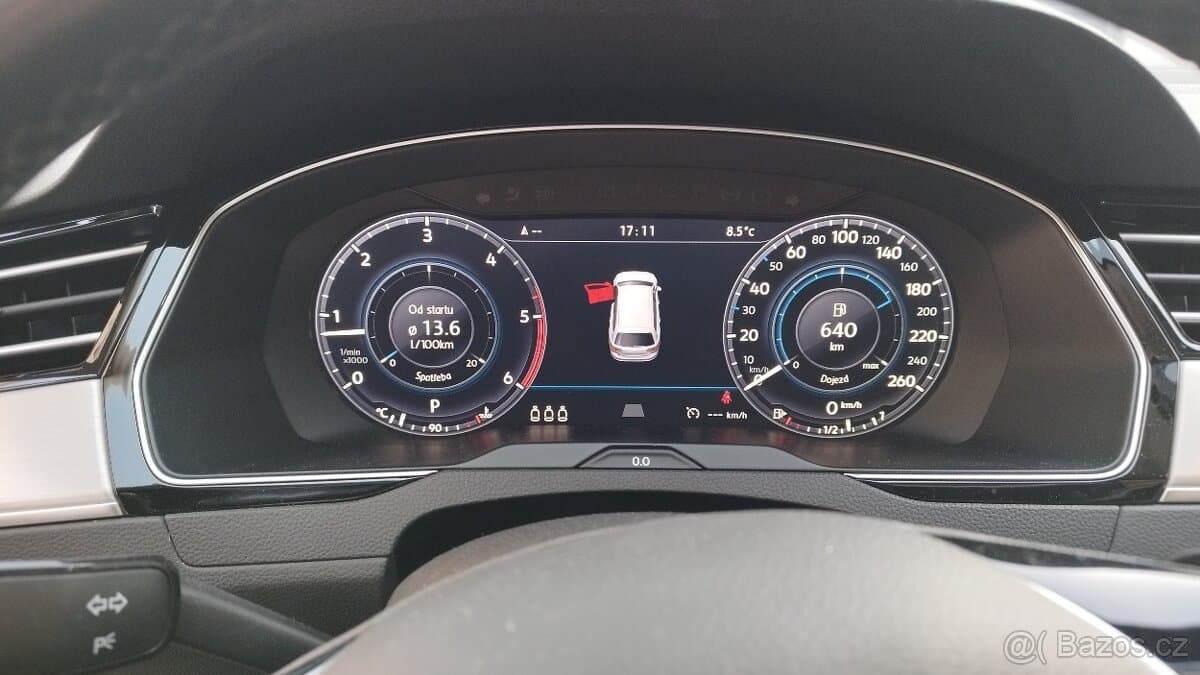 2017 Volkswagen PASSAT - 8