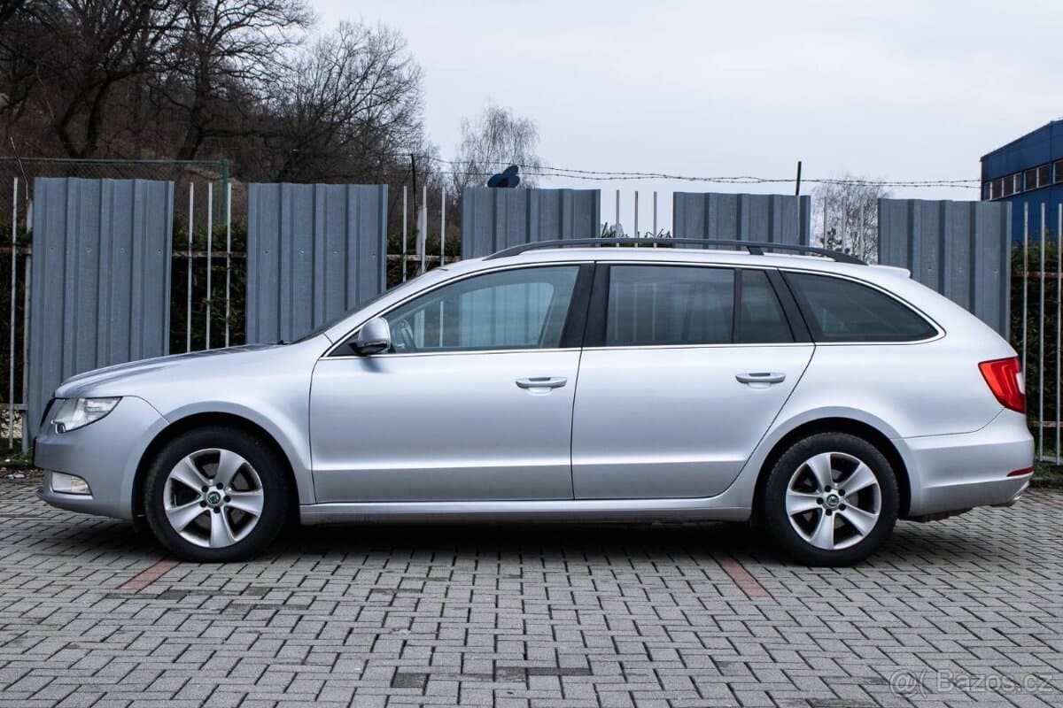 2012 Škoda SUPERB - 8