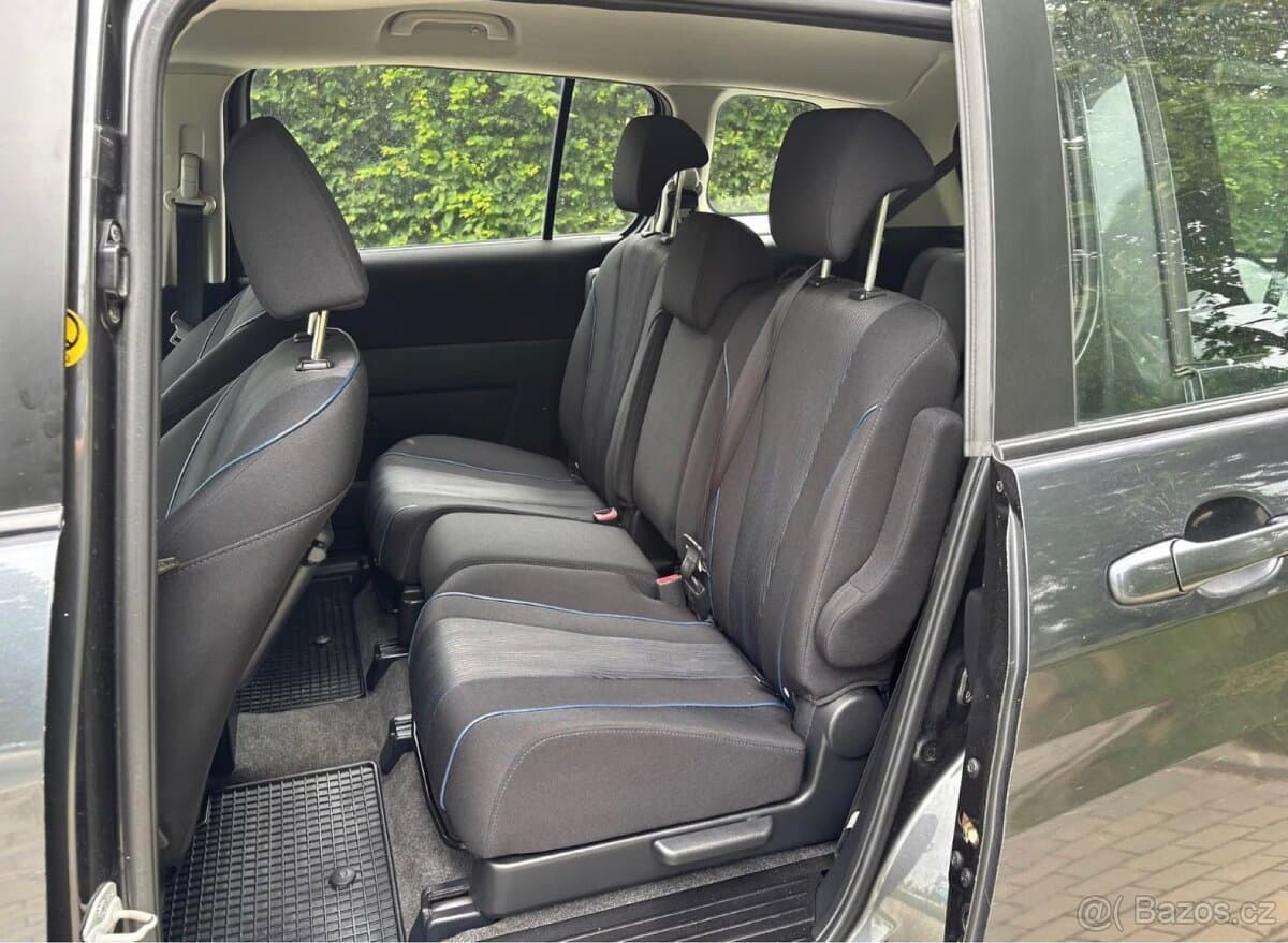 2011 Mazda 5 - 8