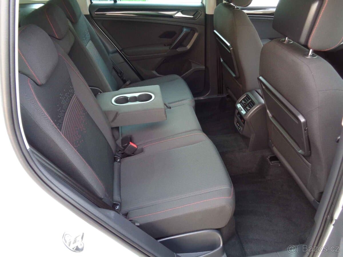 2018 Volkswagen TIGUAN - 8