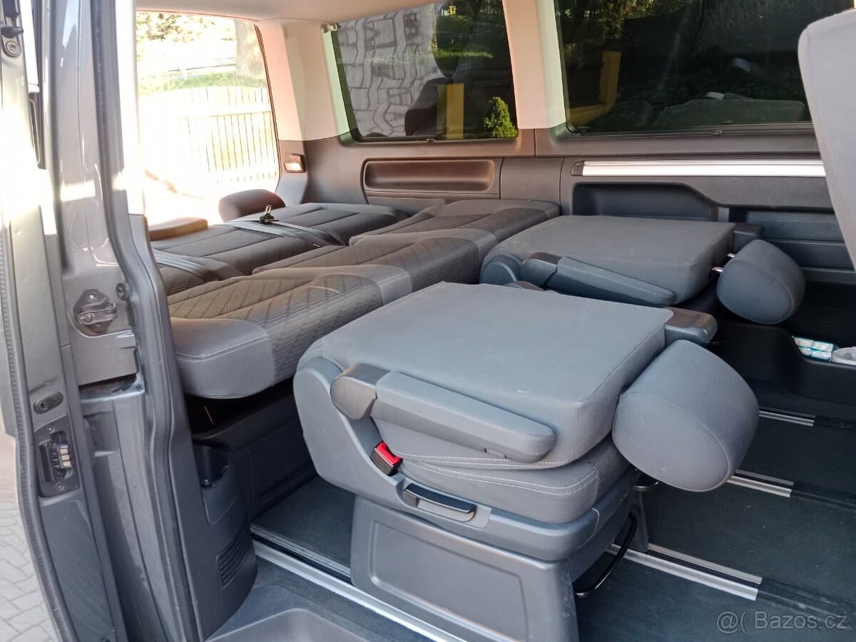 2014 Volkswagen MULTIVAN - 8