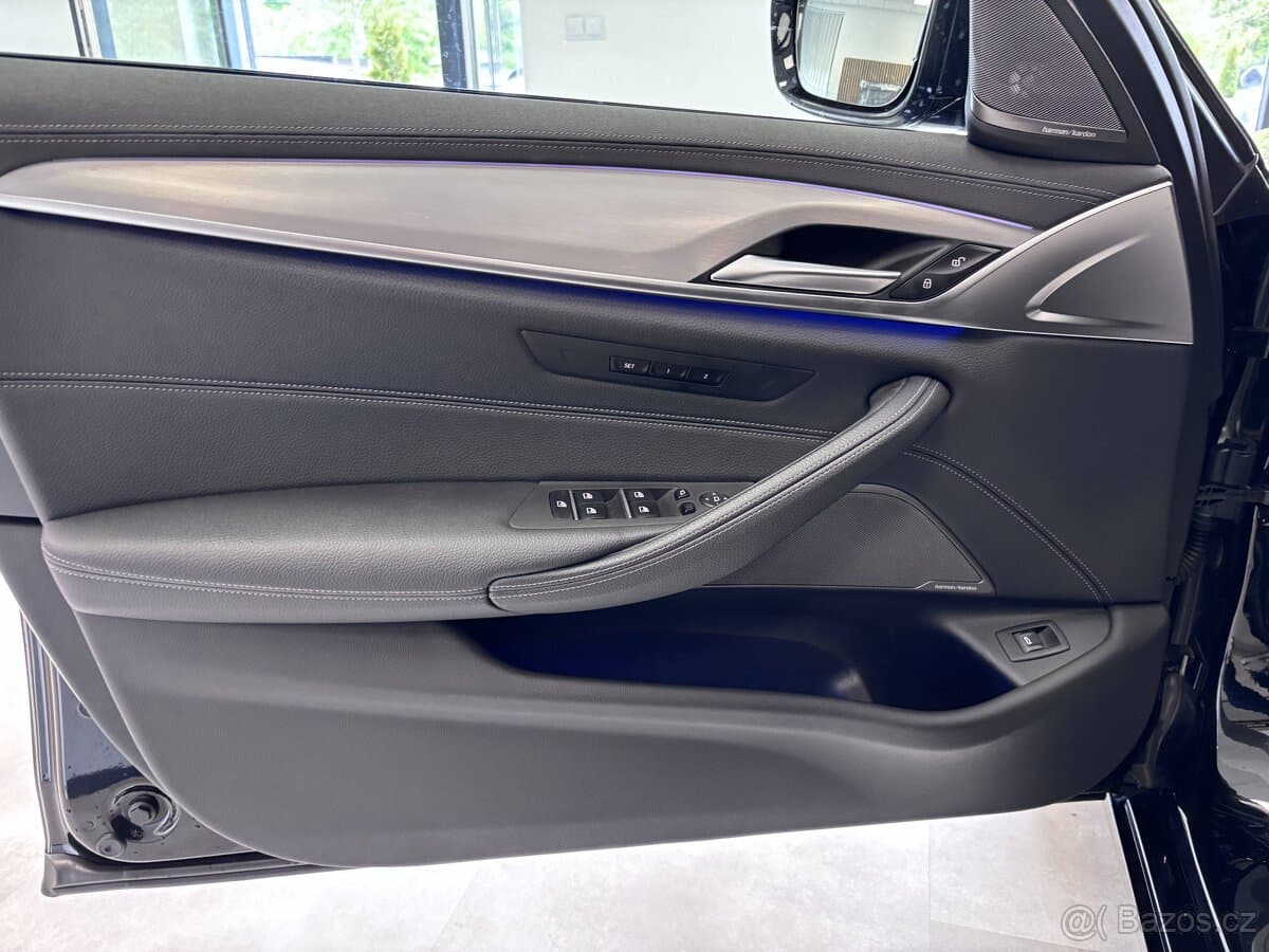 2024 BMW 5-SERIES - 8