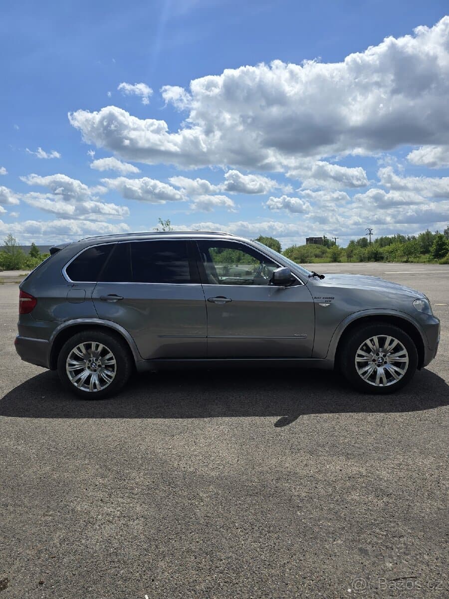 2010 BMW X5 - 8