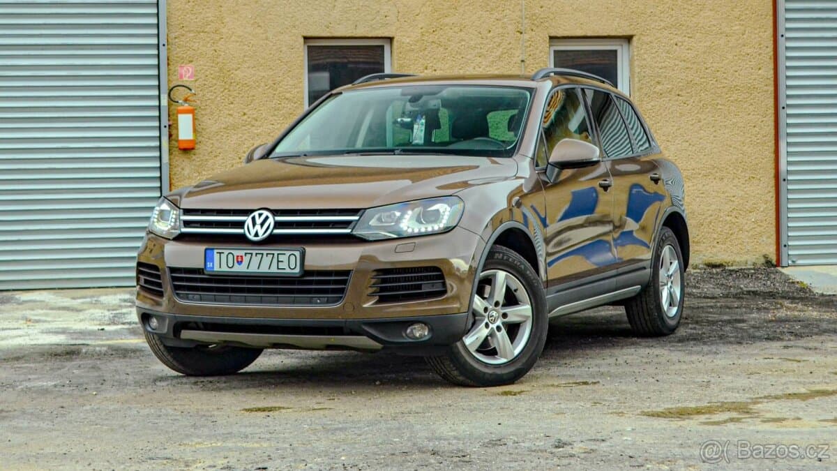 2011 Volkswagen TOUAREG - 8