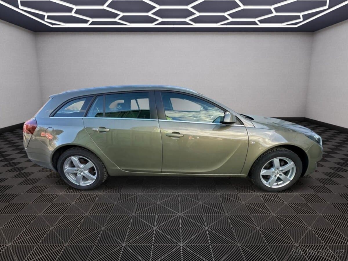 2015 Opel INSIGNIA - 8