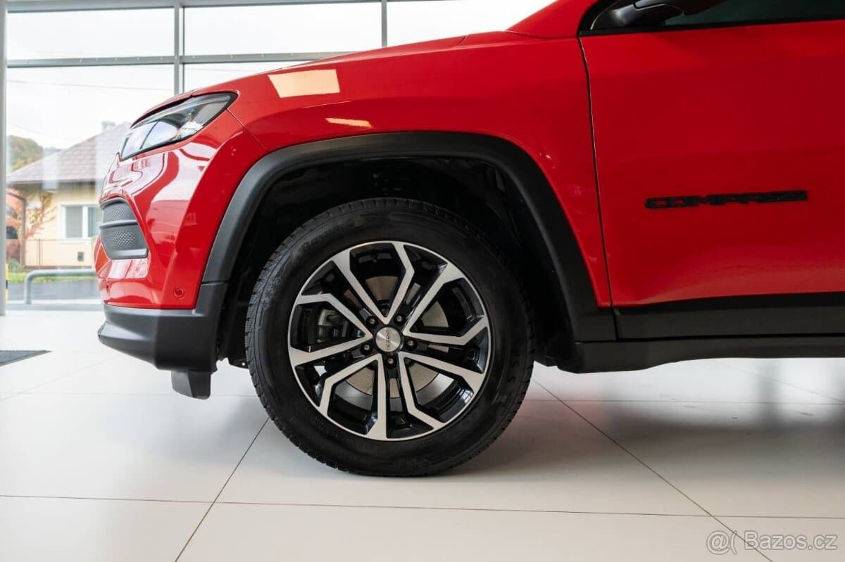 2023 Jeep COMPASS - 8