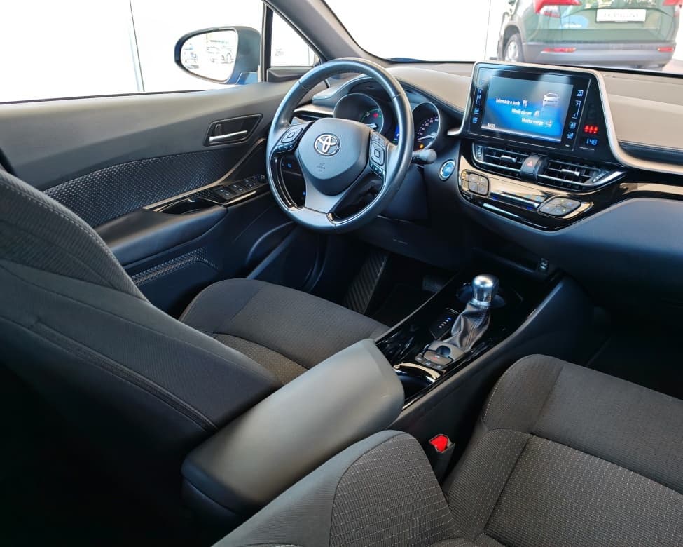 2019 Toyota C-HR - 8