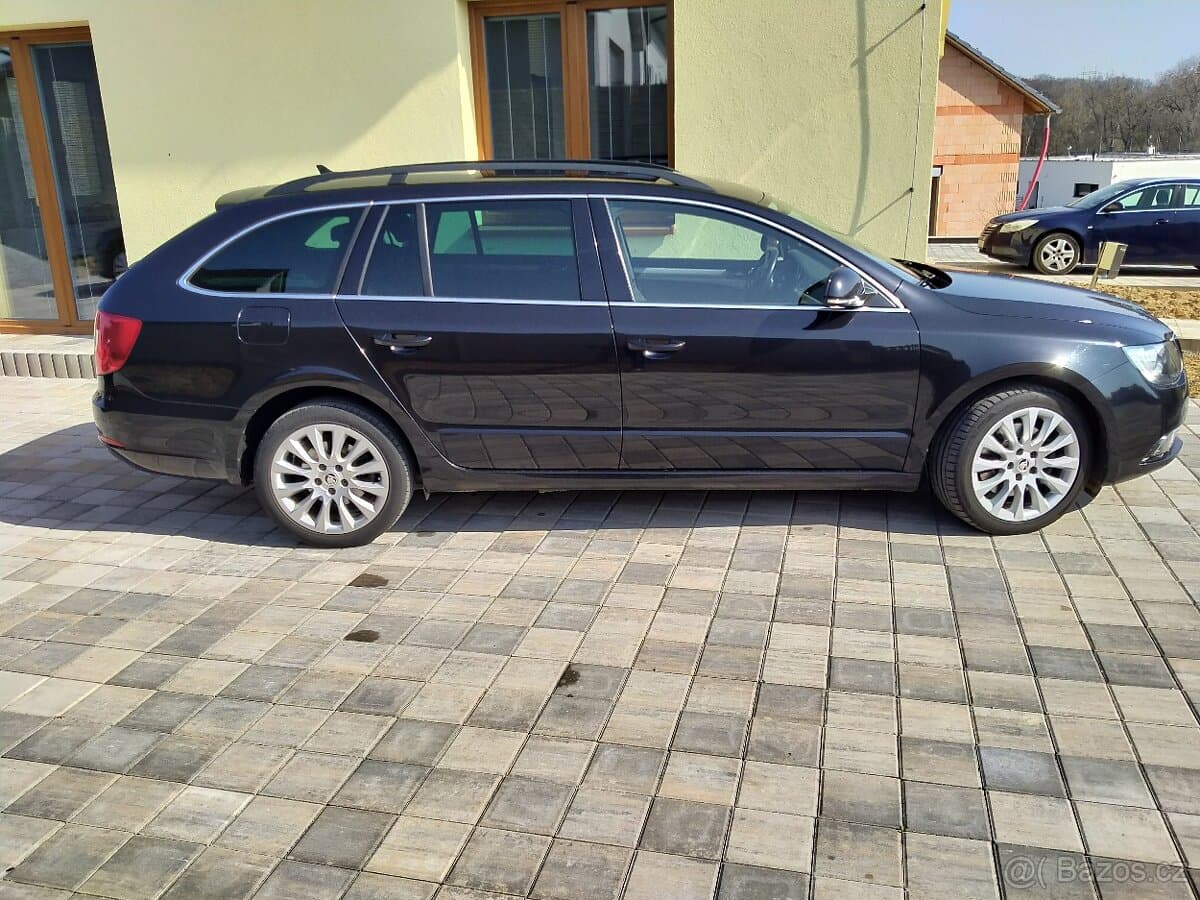 2014 Škoda SUPERB - 8
