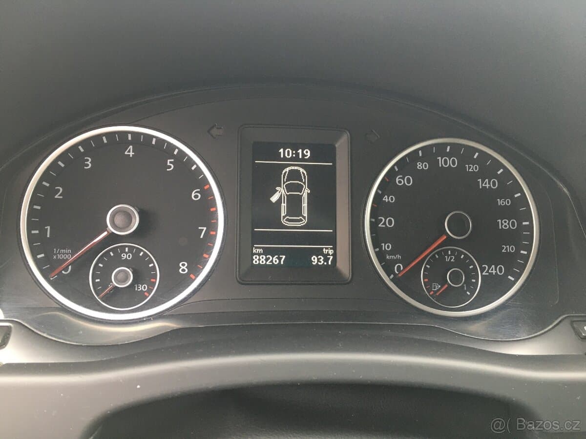 2013 Volkswagen TIGUAN - 8