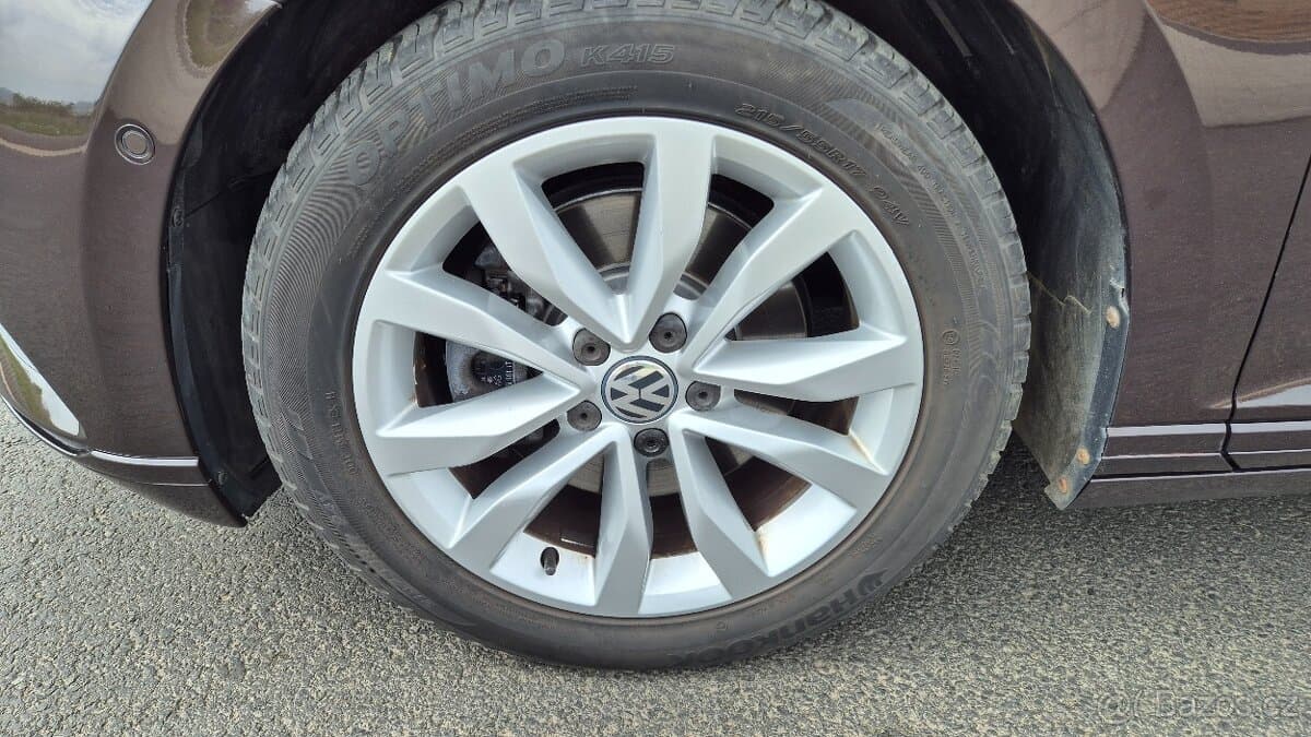 2019 Volkswagen PASSAT - 8