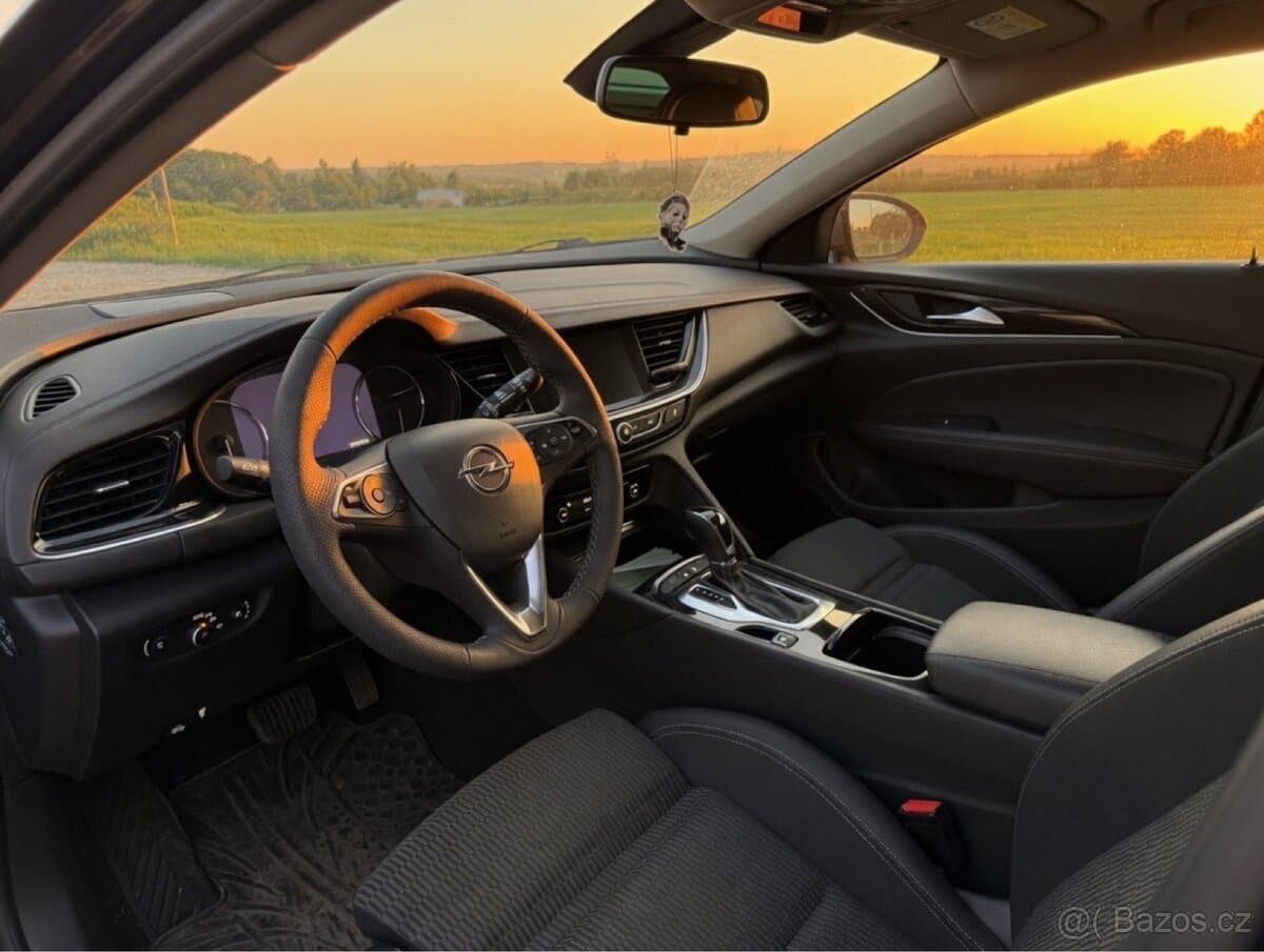 2020 Opel INSIGNIA - 8