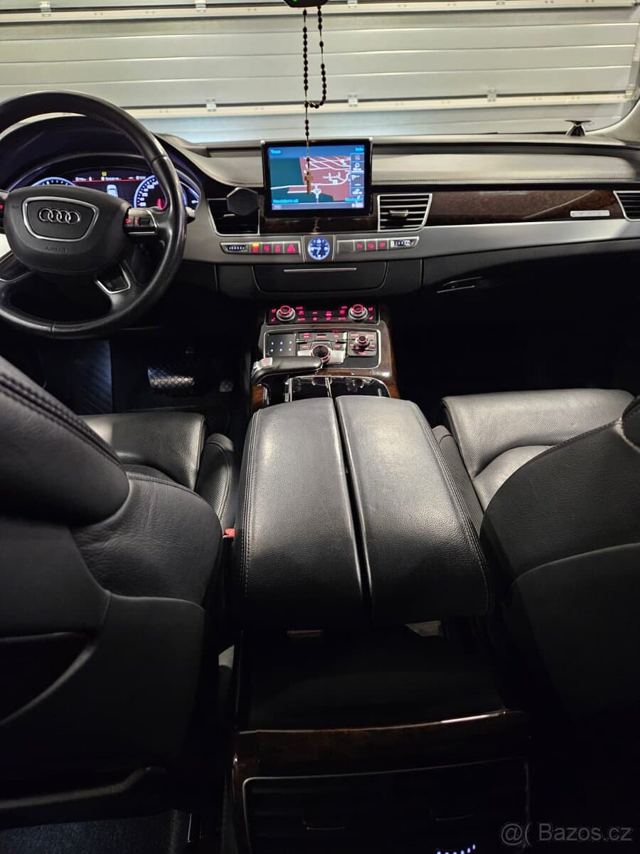 2016 Audi A8 - 8