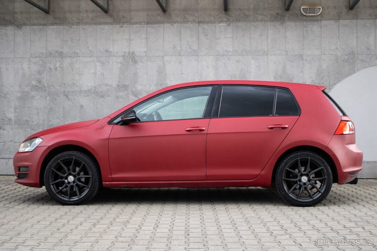 2013 Volkswagen GOLF - 8