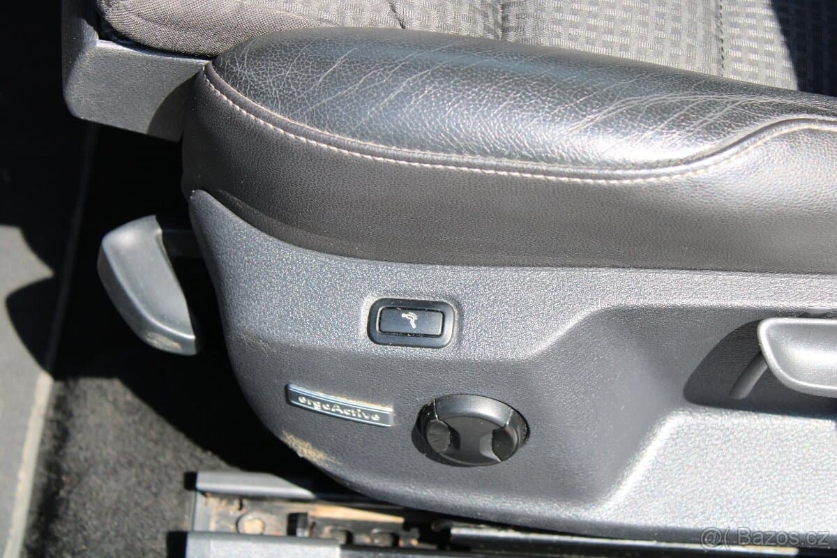 2014 Volkswagen GOLF - 8
