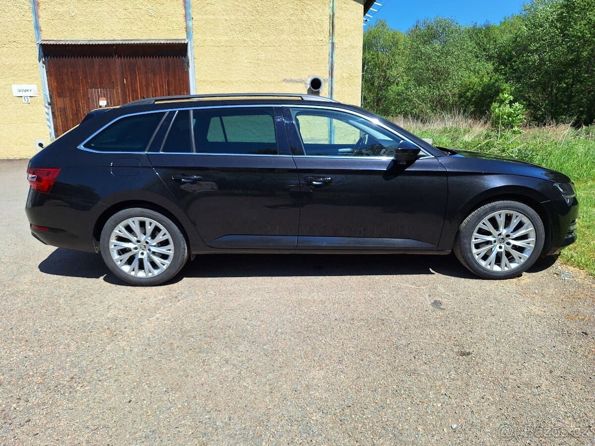 2020 Škoda SUPERB - 8
