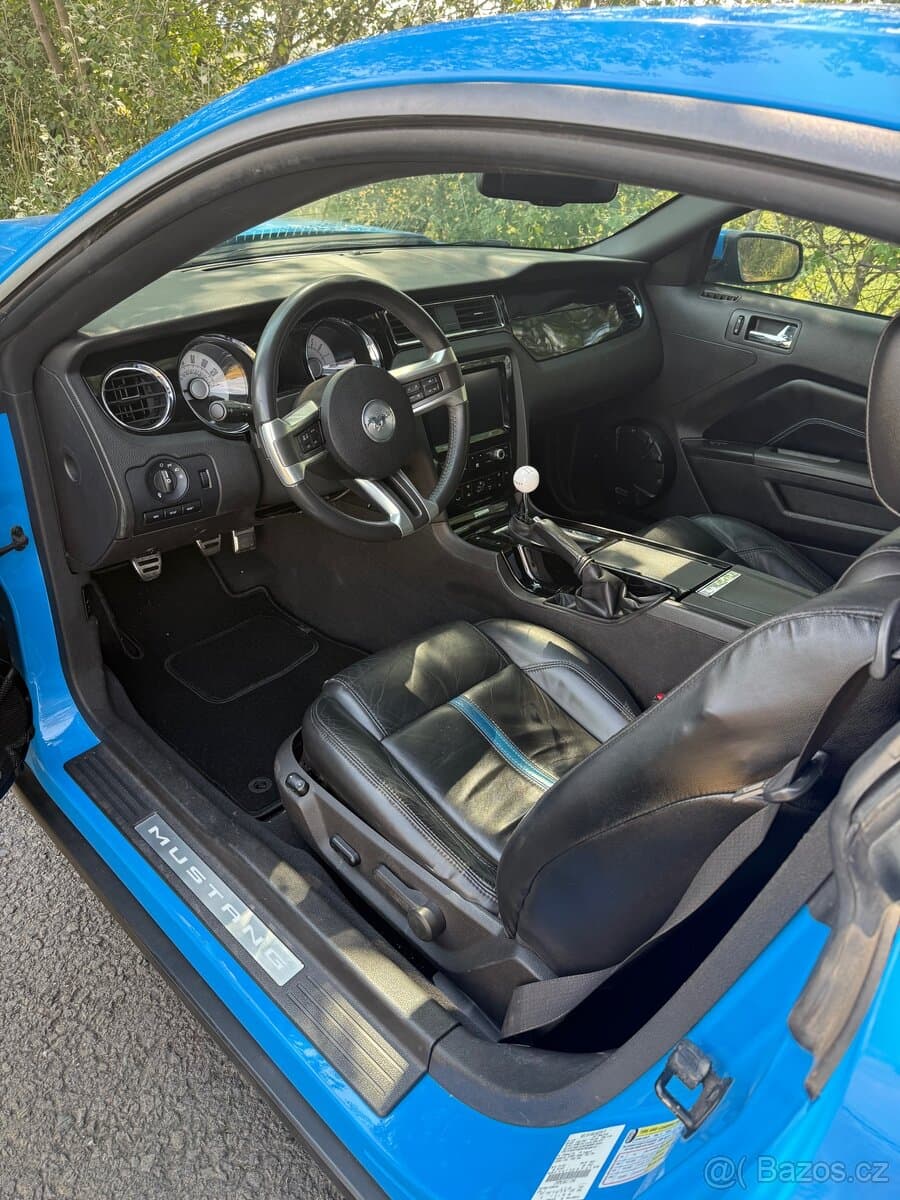 2010 Ford GT - 8