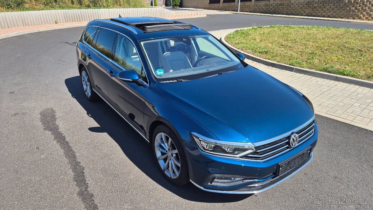2020 Volkswagen PASSAT - 8