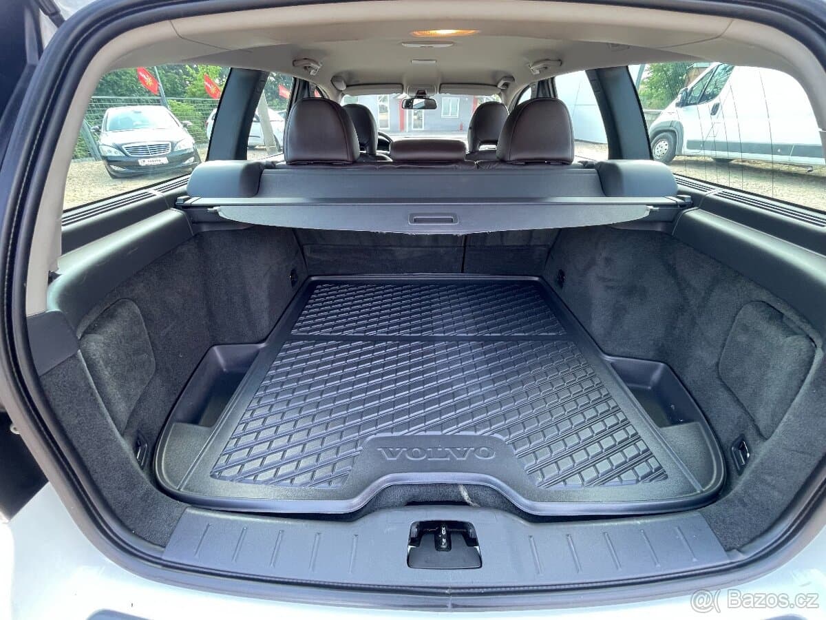 2010 Volvo V50 - 8