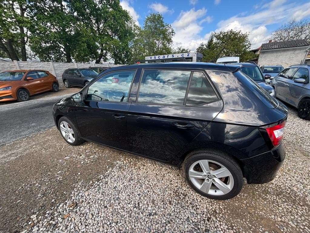 2015 Škoda FABIA - 8