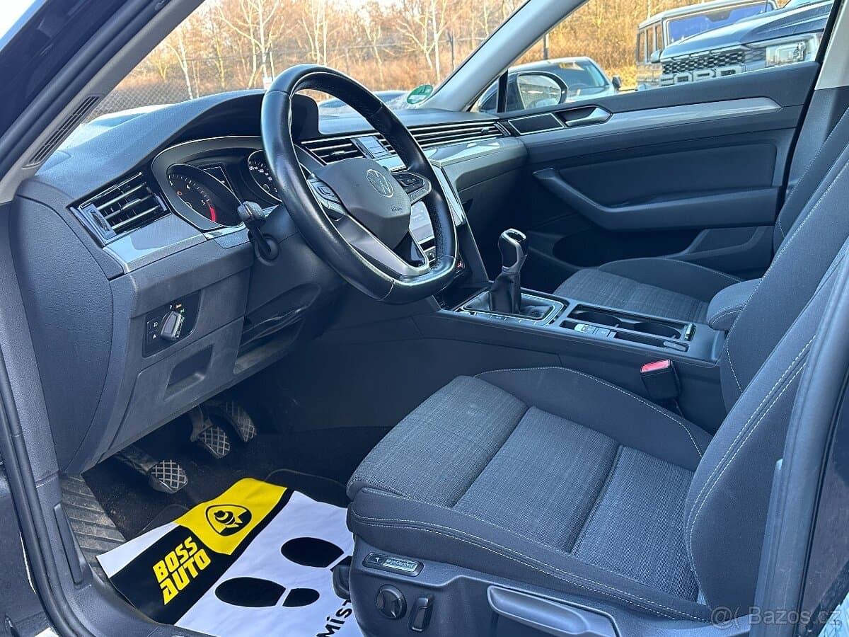 2021 Volkswagen PASSAT - 8