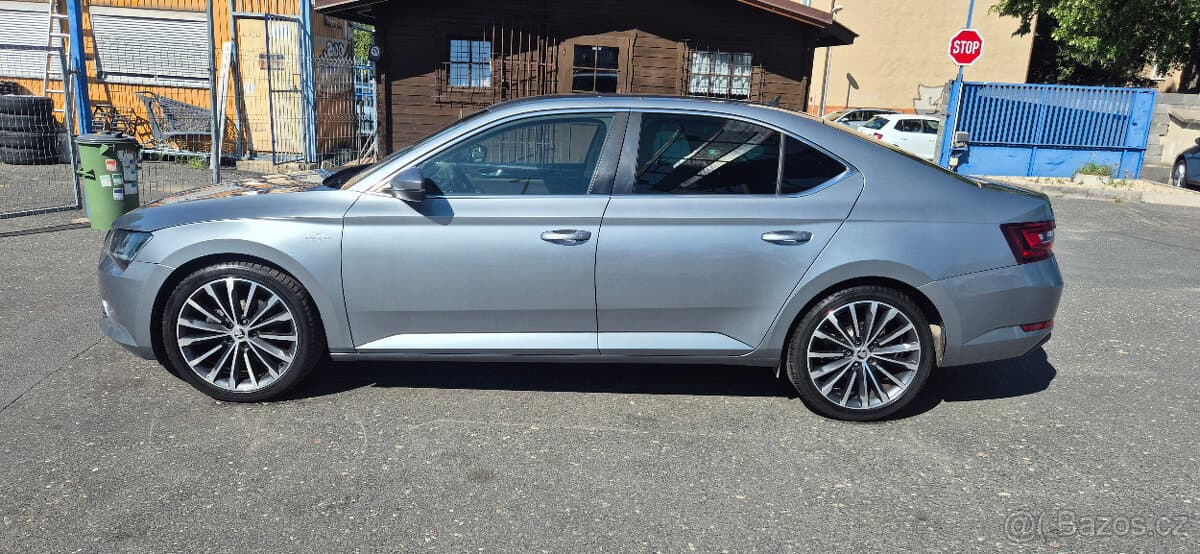 2016 Škoda SUPERB - 8