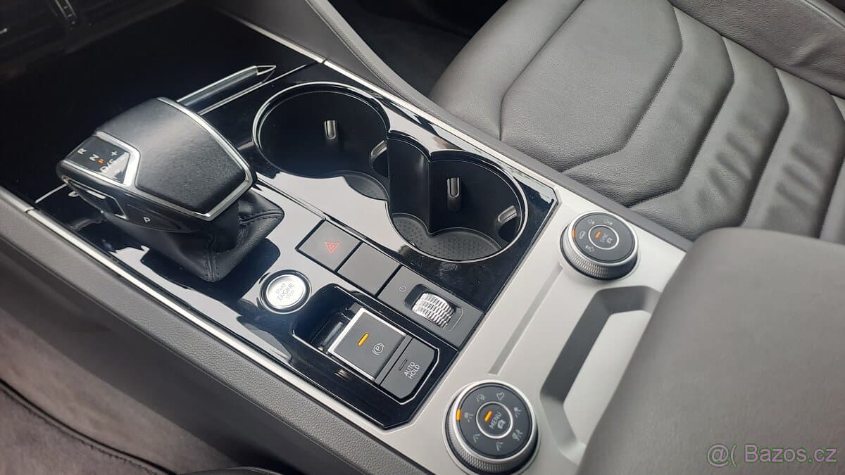 2021 Volkswagen TOUAREG - 8