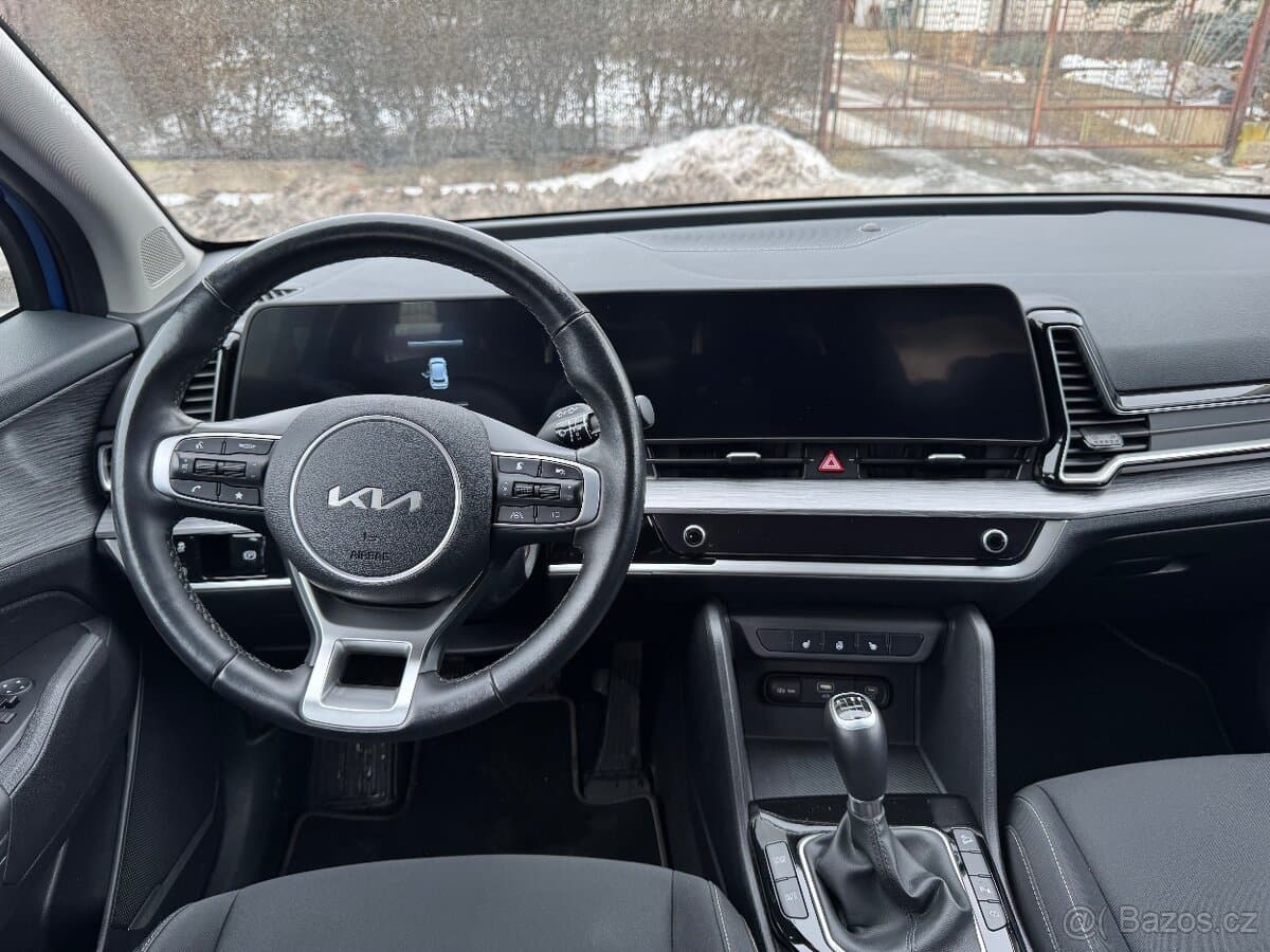 2022 Kia SPORTAGE - 8