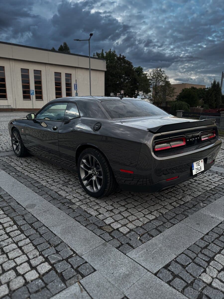 2022 Dodge CHALLENGER - 8