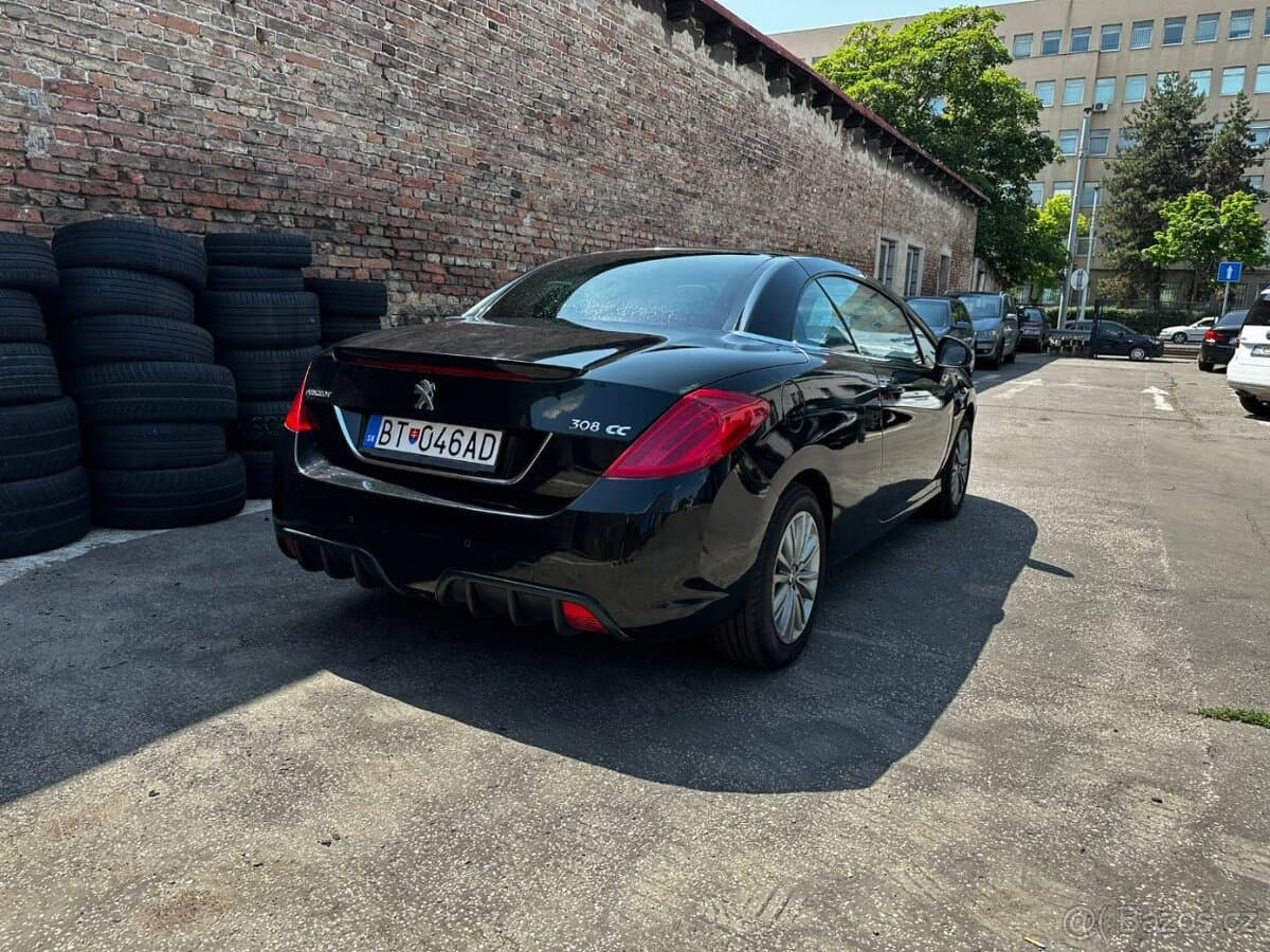 2011 Peugeot 308 - 8