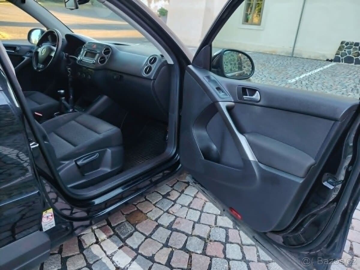 2008 Volkswagen TIGUAN - 8