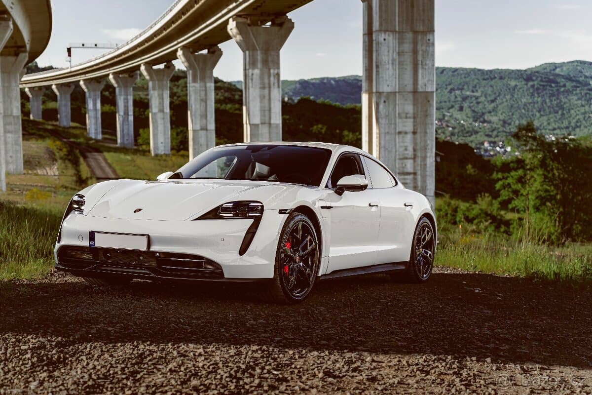 2023 Porsche TAYCAN - 8