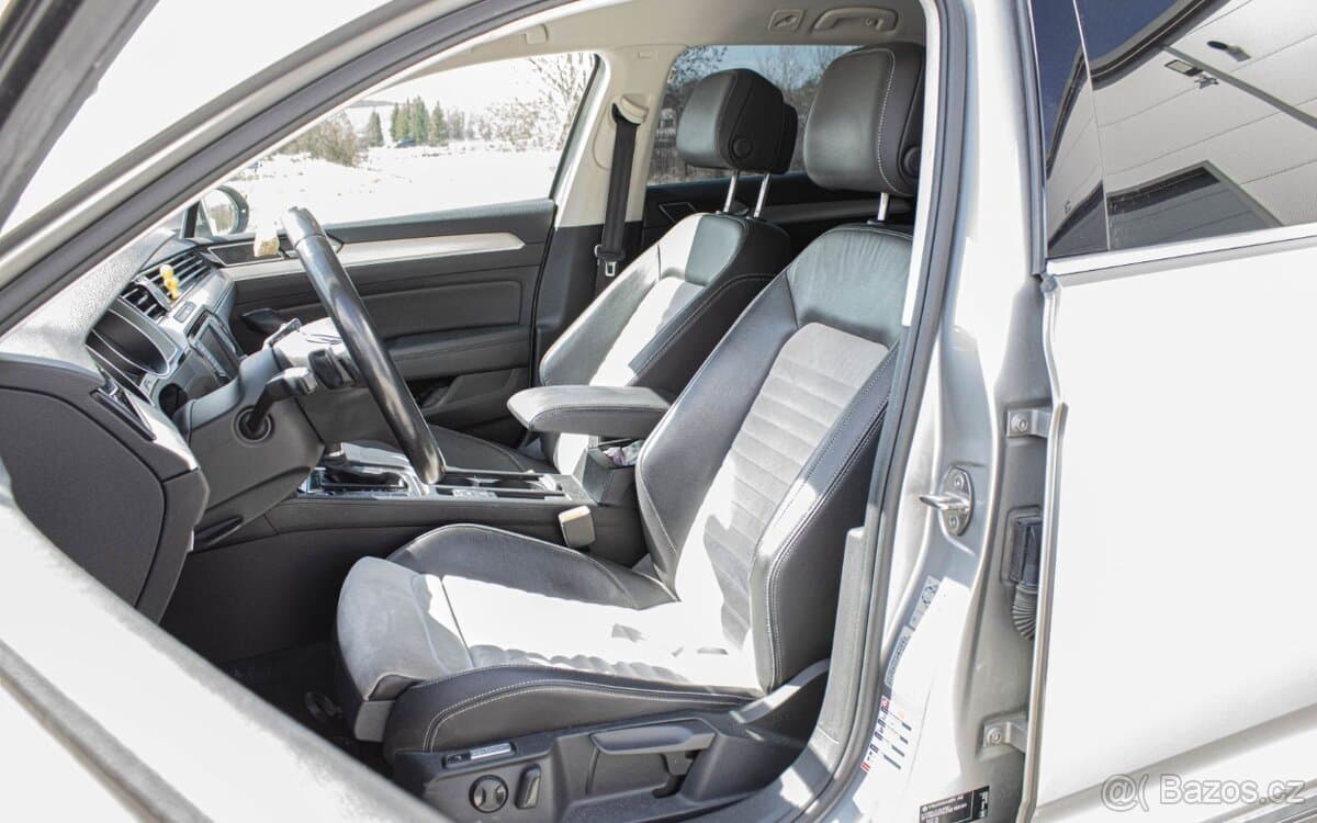 2016 Volkswagen PASSAT - 8