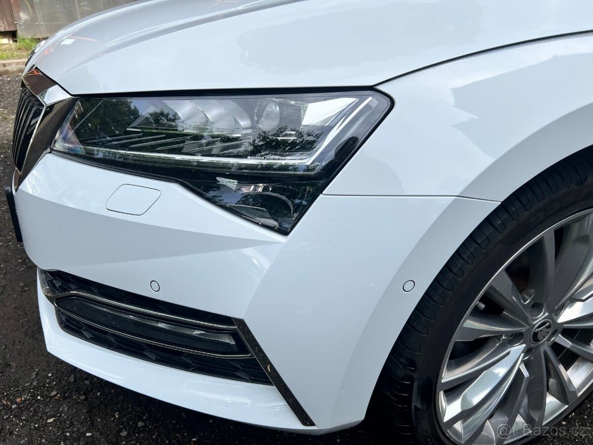 2021 Škoda SUPERB - 8