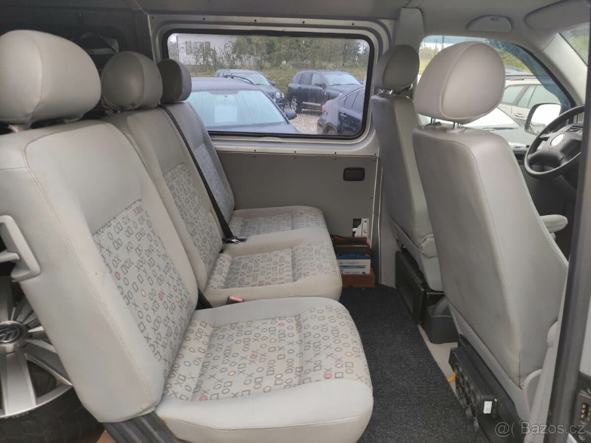 2004 Volkswagen TRANSPORTER - 8