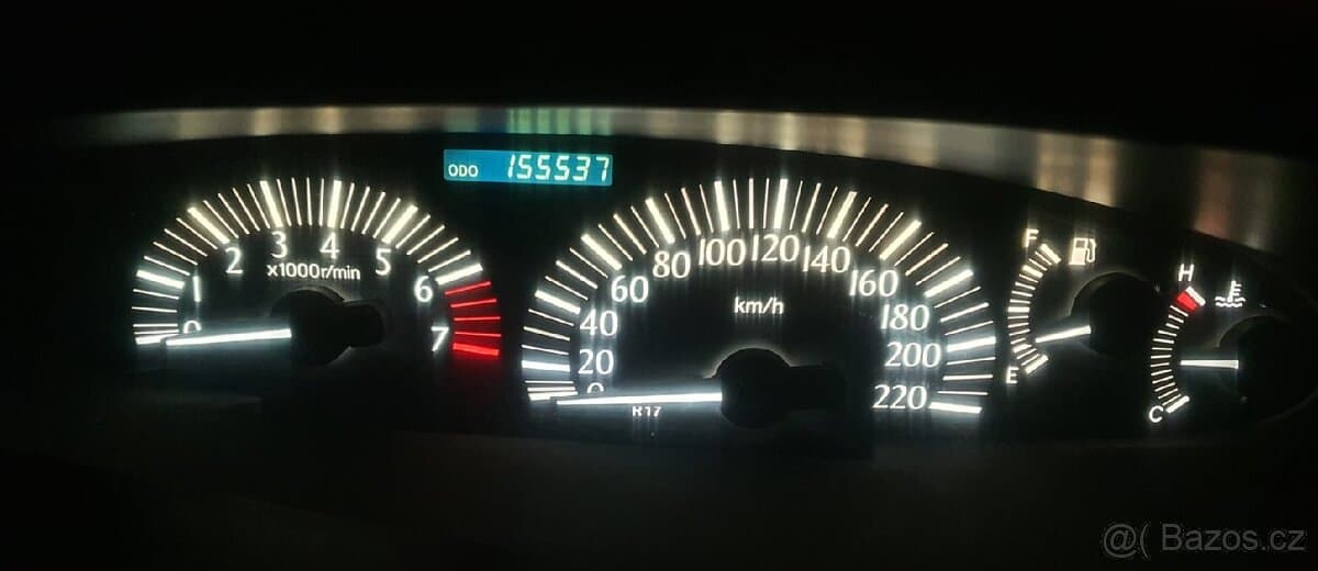 2005 Toyota PREVIA - 8