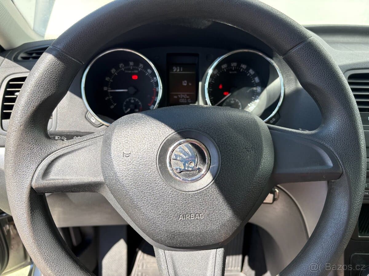 2015 Škoda YETI - 8