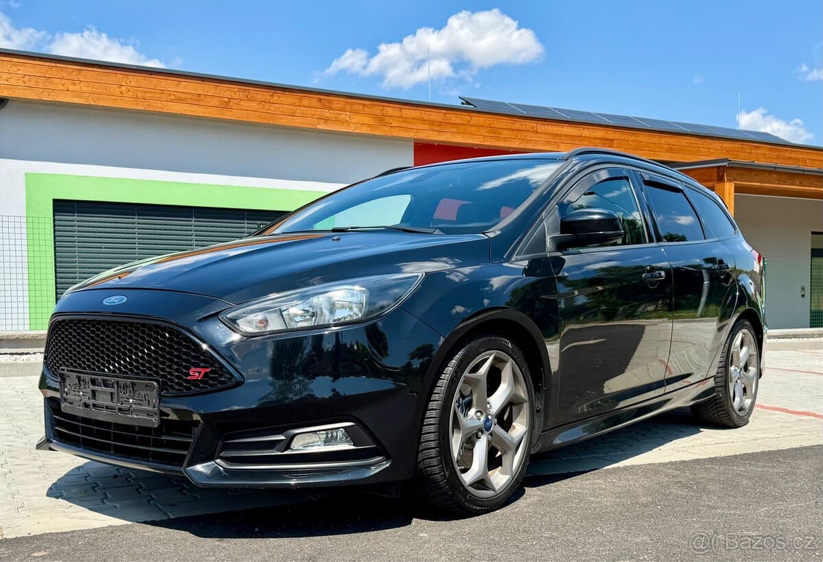 2015 Ford FOCUS - 8