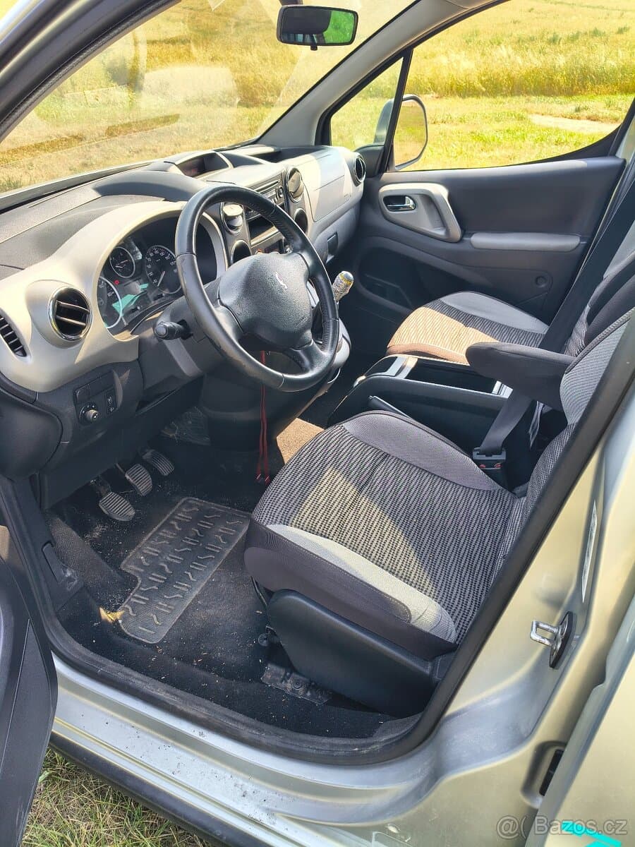 Peugeot PARTNER - 8