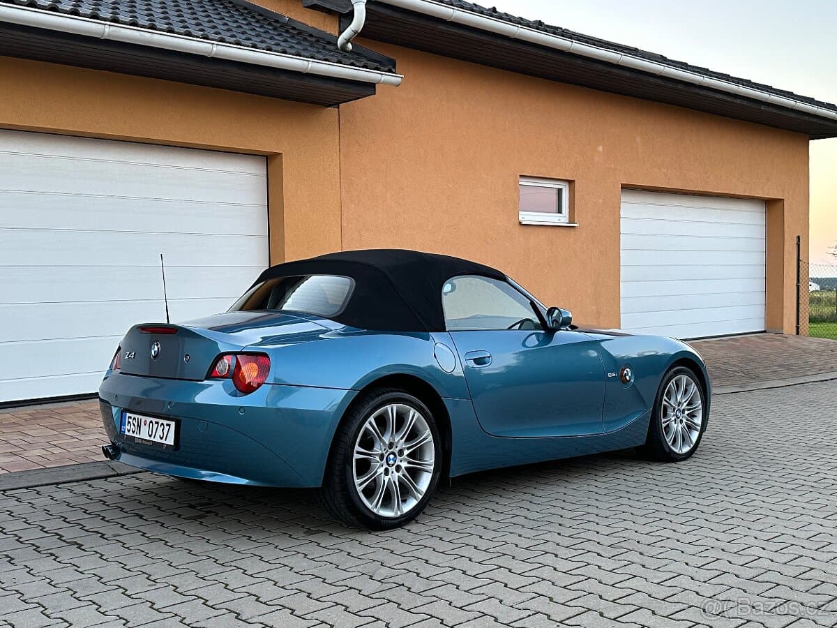 2004 BMW Z4 - 8
