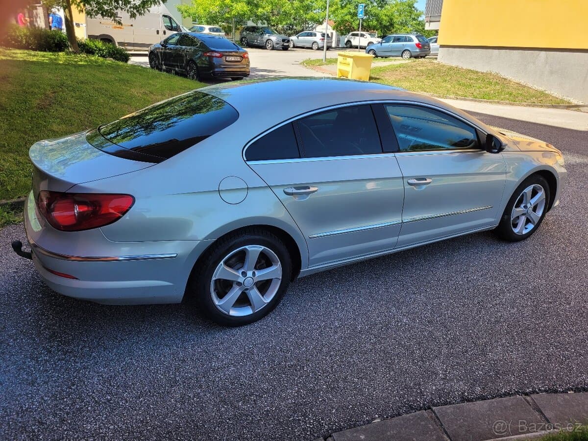 2009 Volkswagen PASSAT CC - 8