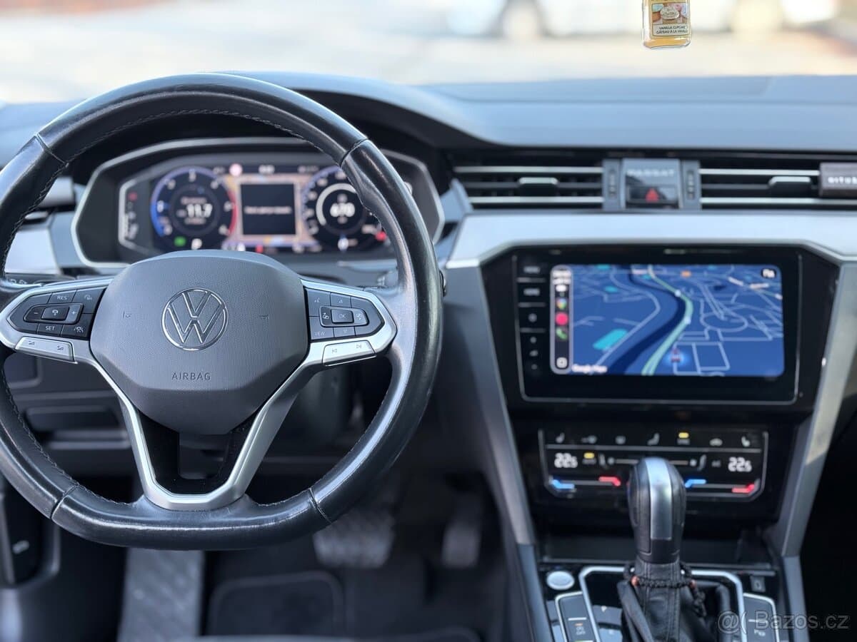2021 Volkswagen PASSAT - 8