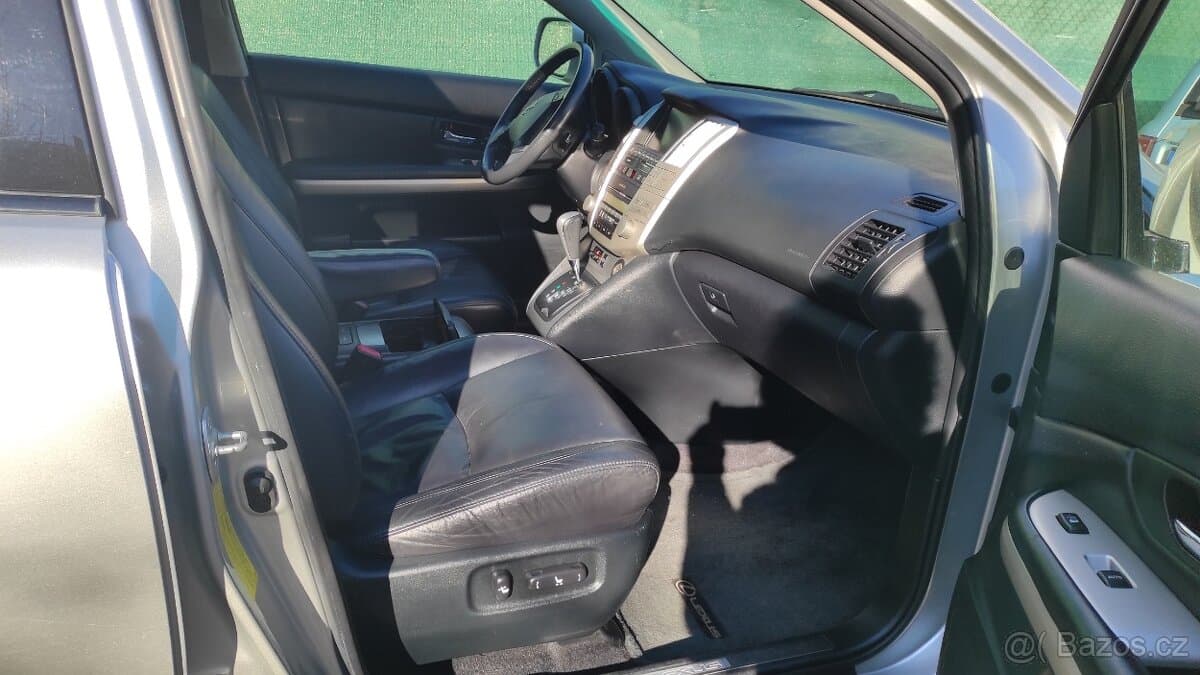 2006 Lexus RX - 8