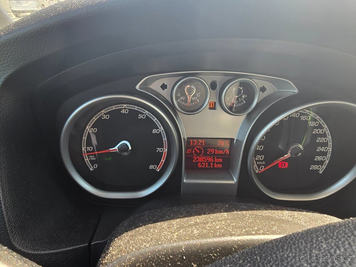 2009 Ford FOCUS - 8
