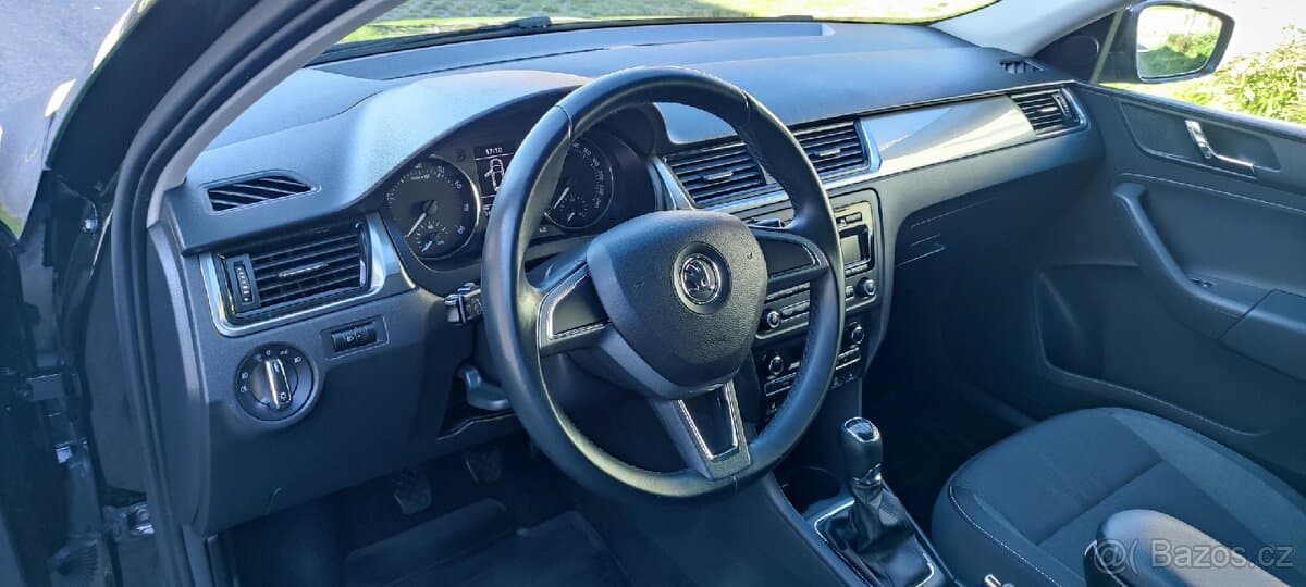 2014 Škoda RAPID - 8