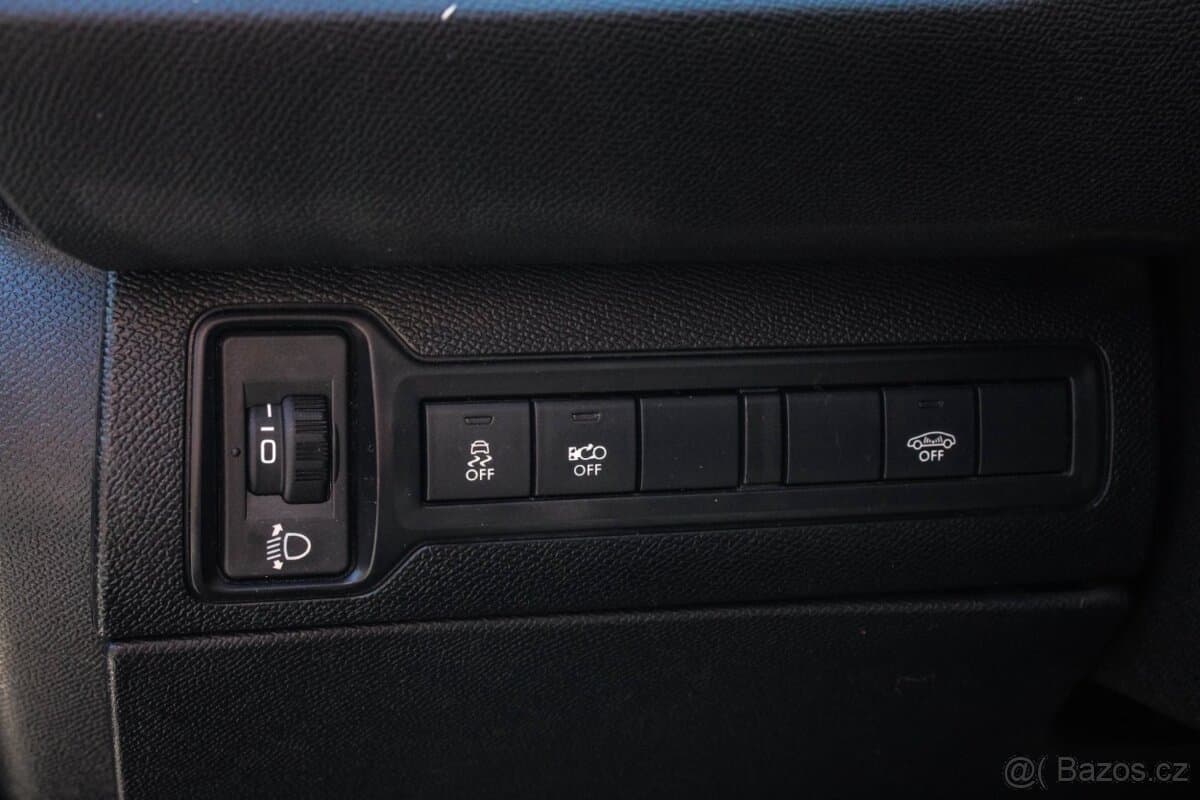 2015 Peugeot 308 - 8