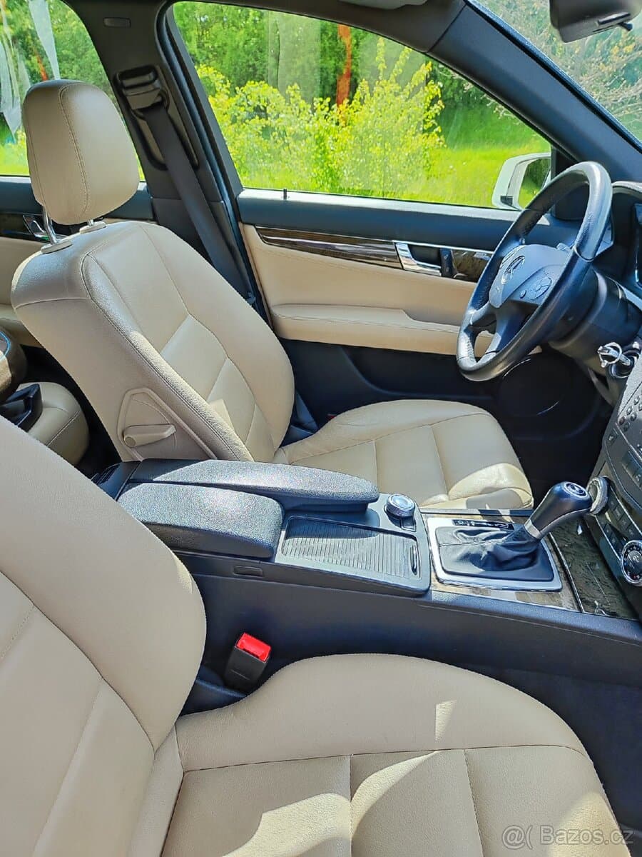 2010 Mercedes-Benz OSTATNÍ - 8