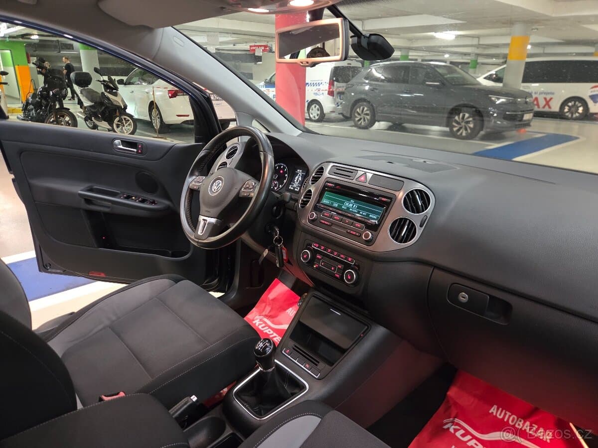 2013 Volkswagen GOLF - 8
