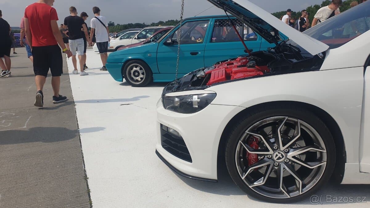 Volkswagen SCIROCCO - 8