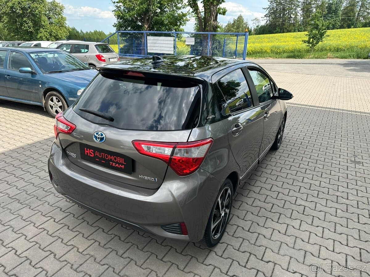 2020 Toyota YARIS - 8